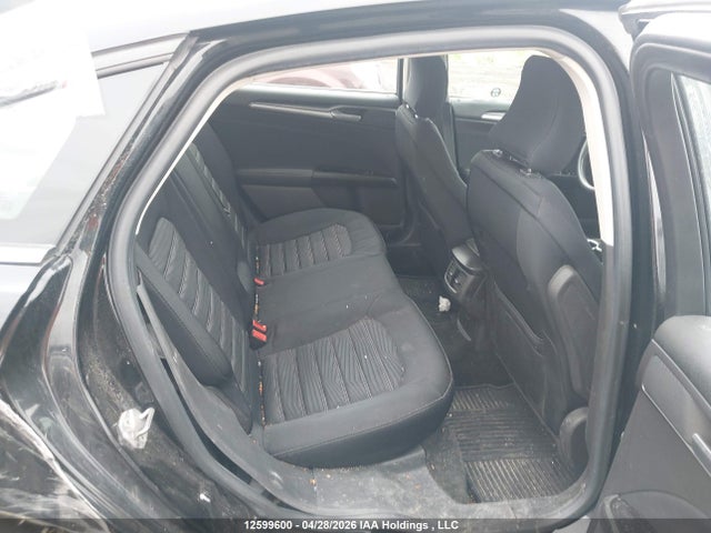 12599600 :رقم المزاد ، 1FA6P0H74G5111550 vin ، 2016 Ford Fusion Se مزاد بيع
