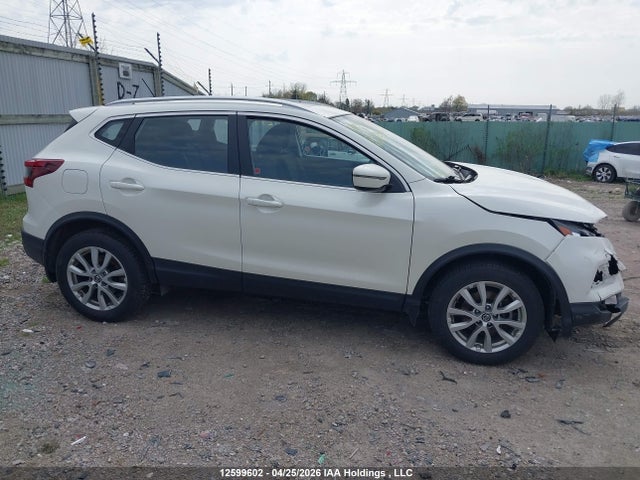 JN1BJ1CW7LW383435 Nissan QASHQAI
