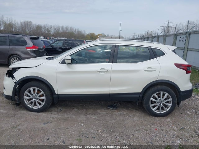 JN1BJ1CW7LW383435 Nissan QASHQAI