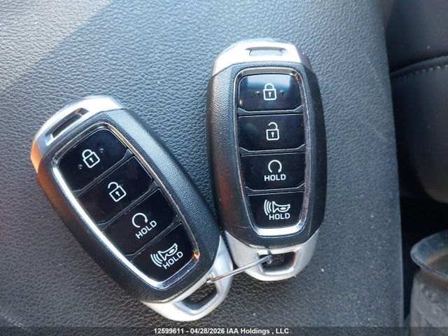 KM8K33AG4PU172821 Hyundai Kona Sel
