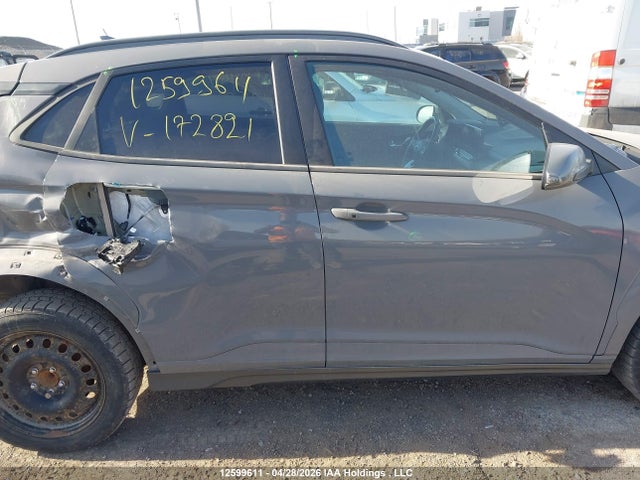 KM8K33AG4PU172821 Hyundai Kona Sel