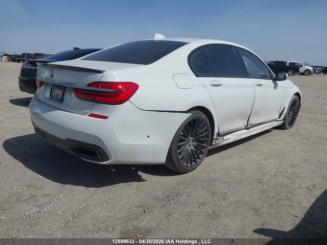 WBA7B0C33HG527139 BMW 7 Series