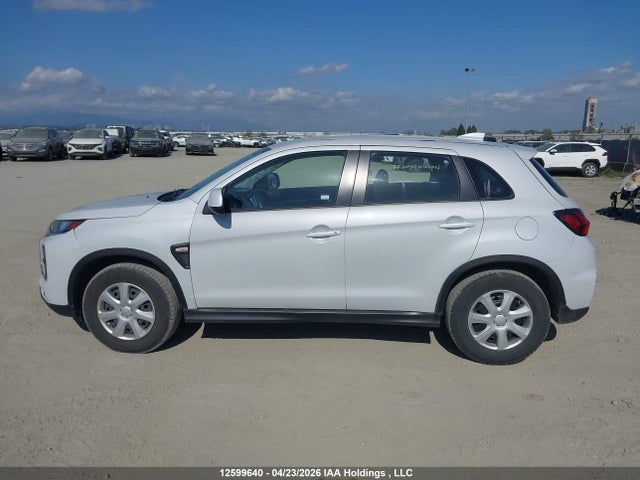 12599640 :رقم المزاد ، JA4AJUAU5PU606000 vin ، 2023 Mitsubishi Rvr Es مزاد بيع