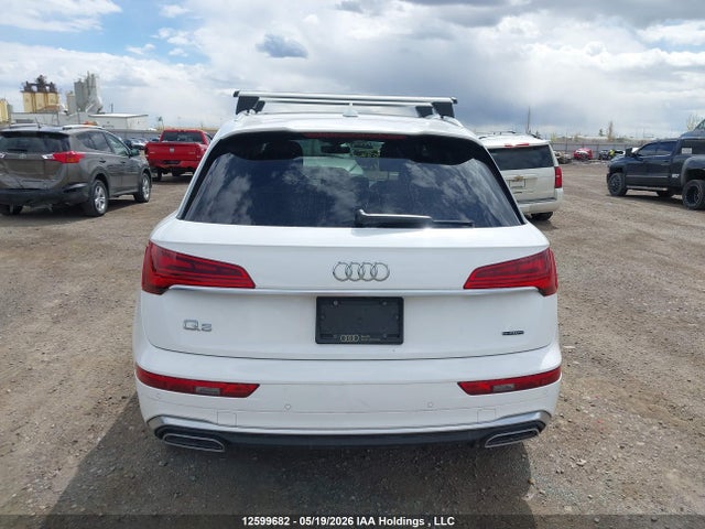 WA1EAAFY1M2096411 Audi Q5 45 Progressiv