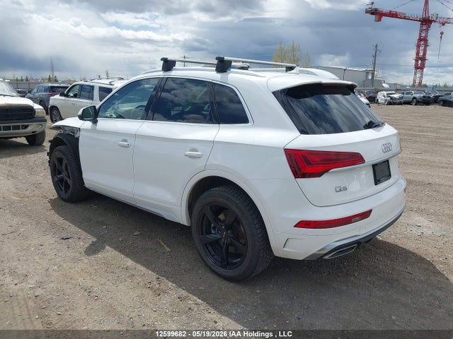 WA1EAAFY1M2096411 Audi Q5 45 Progressiv