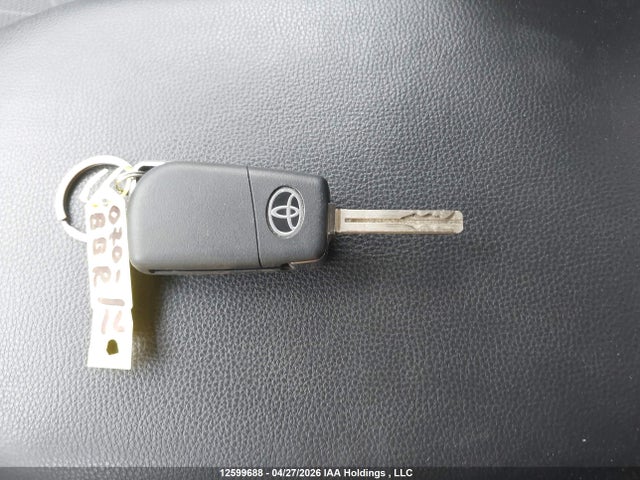 2T3B1RFV0SC562722 Toyota RAV4 LE