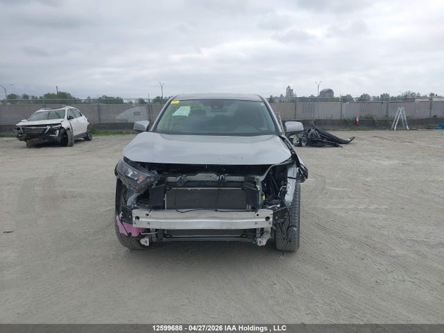 2T3B1RFV0SC562722 Toyota RAV4 LE