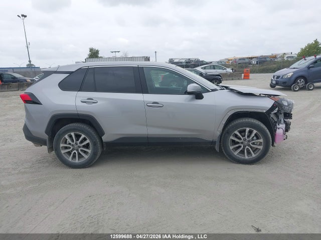 2T3B1RFV0SC562722 Toyota RAV4 LE
