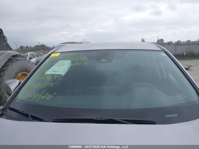 2T3B1RFV0SC562722 Toyota RAV4 LE