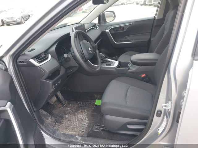 2T3B1RFV0SC562722 Toyota RAV4 LE