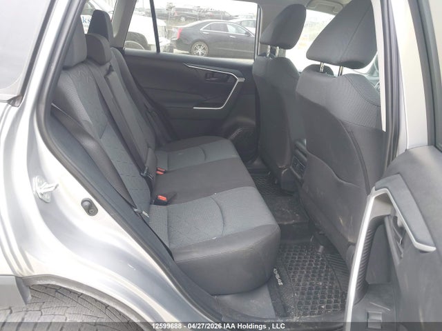 2T3B1RFV0SC562722 Toyota RAV4 LE