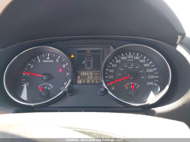 2011 Nissan Rogue S/sv/krom მანქანა იყიდება აუქციონზე, vin: JN8AS5MT1BW175510, აუქციონის ნომერი: 12599690