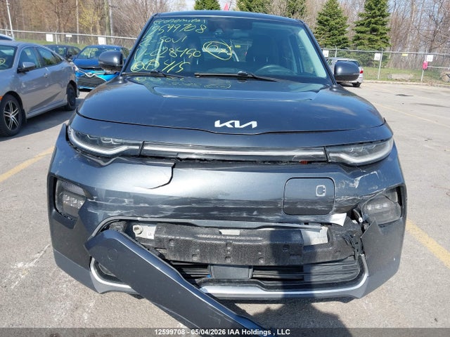 Продаж на аукціоні авто 2022 Kia Soul Ev Limited, vin: KNDJ33A10N7028450, номер лоту: 12599708