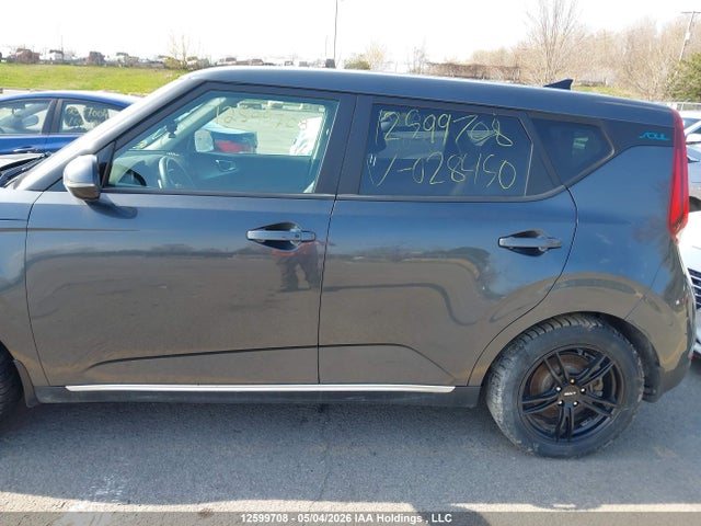 Продаж на аукціоні авто 2022 Kia Soul Ev Limited, vin: KNDJ33A10N7028450, номер лоту: 12599708