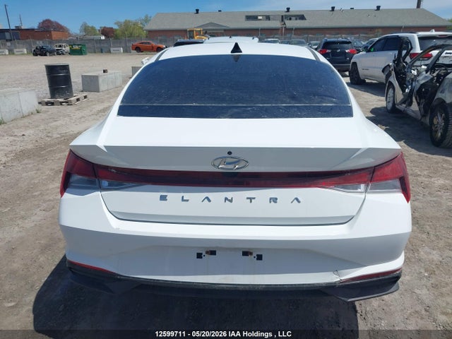KMHLM4AG7NU368675 Hyundai Elantra Preferred Ivt With Sun And Tech Package