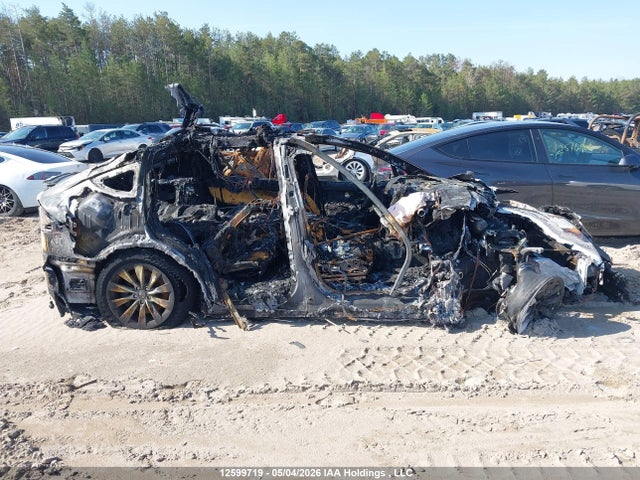 Tesla MODEL X 2019 5YJXCAE21KF143372 Image 14