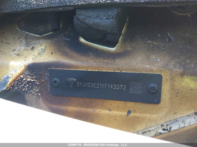 Tesla MODEL X 2019 5YJXCAE21KF143372 Image 19