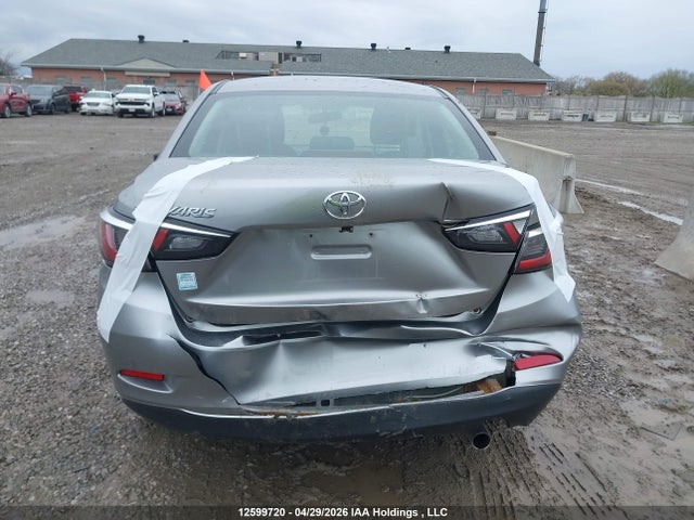 3MYDLBYV3GY101958 Toyota Yaris Premium