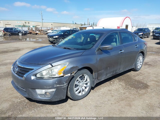 2015 Nissan Altima 2.5/2.5 S/2.5 Sl/2.5 Sv მანქანა იყიდება აუქციონზე, vin: 1N4AL3AP1FN861150, აუქციონის ნომერი: 12599736