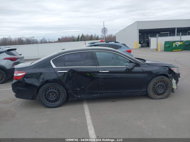 1HGCR3F96GA801130 Honda Accord Touring