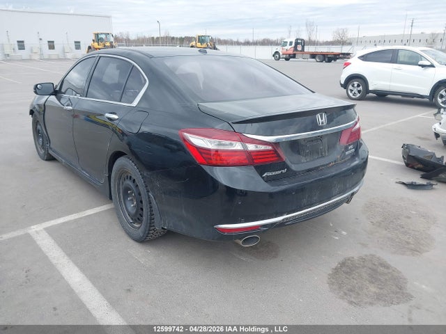 1HGCR3F96GA801130 Honda Accord Touring