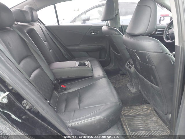 1HGCR3F96GA801130 Honda Accord Touring