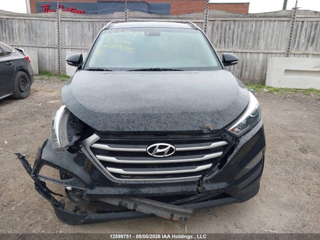 Продаж на аукціоні авто 2018 Hyundai Tucson Se 2.0l, vin: KM8J33A40JU609545, номер лоту: 12599751