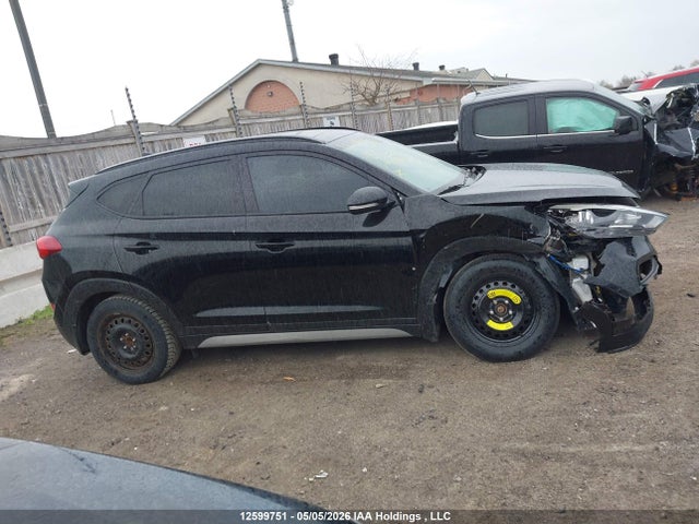 Продаж на аукціоні авто 2018 Hyundai Tucson Se 2.0l, vin: KM8J33A40JU609545, номер лоту: 12599751