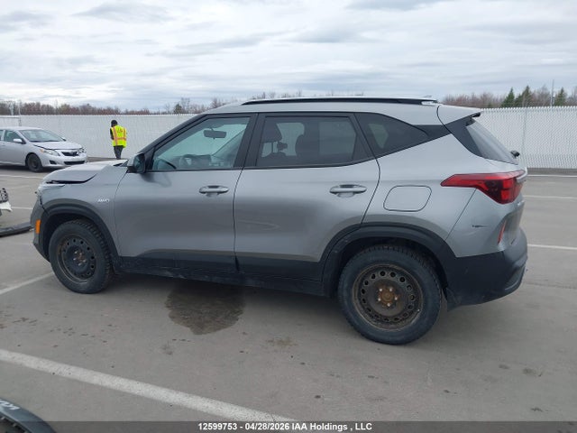 2023 Kia Seltos Lx მანქანა იყიდება აუქციონზე, vin: KNDEPCAA5P7461660, აუქციონის ნომერი: 12599753