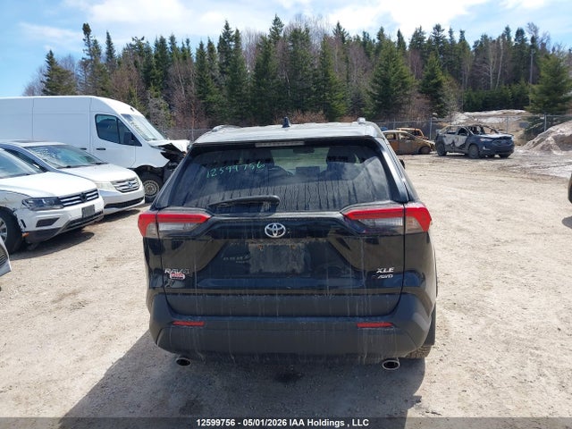2T3R1RFV8RC413399 Toyota Rav4 Xle/xle Premium