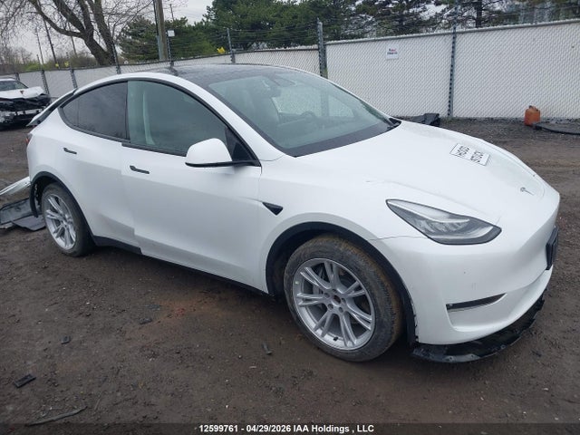 Продажа на аукционе авто 2022 Tesla Model Y, vin: 7SAYGAEE4NF464302, номер лота: 12599761