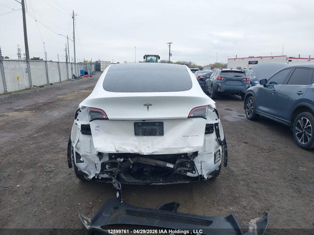 Продажа на аукционе авто 2022 Tesla Model Y, vin: 7SAYGAEE4NF464302, номер лота: 12599761