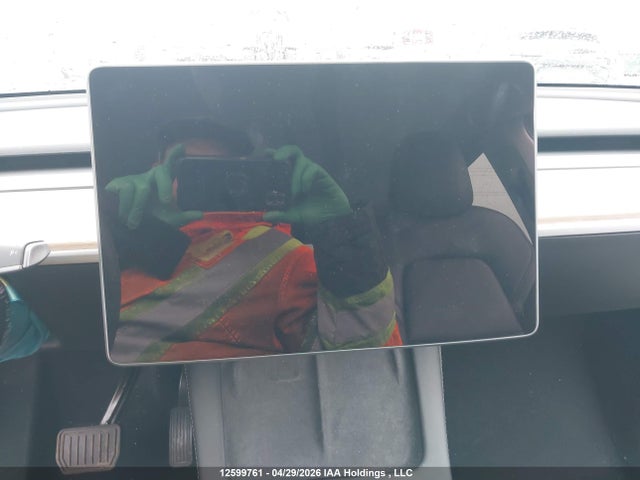 Продажа на аукционе авто 2022 Tesla Model Y, vin: 7SAYGAEE4NF464302, номер лота: 12599761