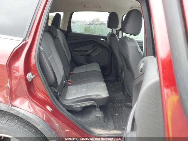 1FMCU9GX7FUB85928 Ford ESCAPE SE