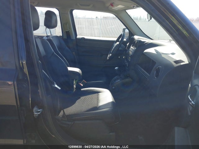 1C4NJRAB1HD195814 Jeep Patriot Sport/north