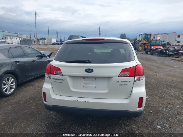 12599835 :رقم المزاد ، 4S4BRHBC6E3309347 vin ، 2014 Subaru Outback 2.5i Premium مزاد بيع