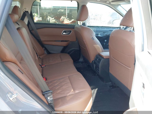 JN8BT3DD0RW453466 Nissan Rogue Platinum