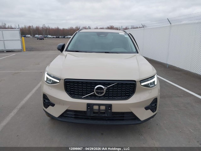 YV4L12UC4T2683711 Volvo XC40 PLUS