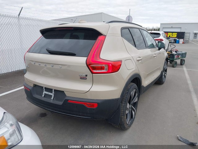 YV4L12UC4T2683711 Volvo XC40 PLUS