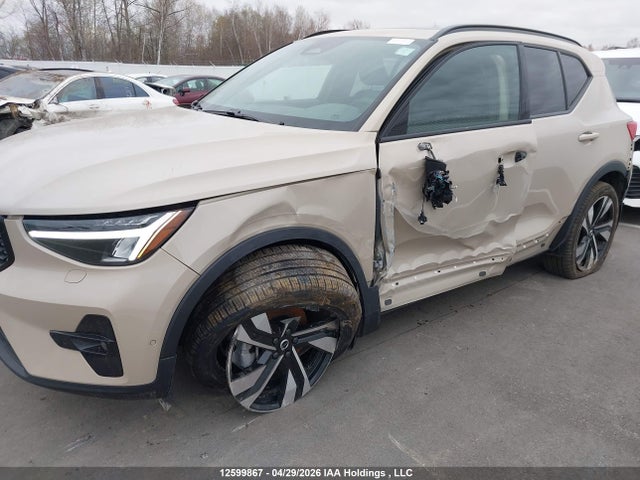 YV4L12UC4T2683711 Volvo XC40 PLUS