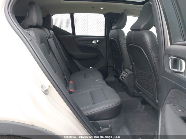 YV4L12UC4T2683711 Volvo XC40 PLUS