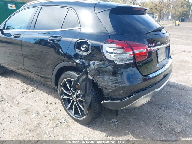 WDCTG4GB0KU006877 Mercedes-Benz Gla 250 4matic