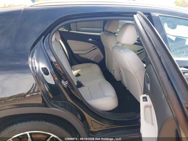 WDCTG4GB0KU006877 Mercedes-Benz Gla 250 4matic