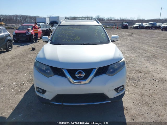 2015 Nissan Rogue S/sl/sv მანქანა იყიდება აუქციონზე, vin: 5N1AT2MV5FC775264, აუქციონის ნომერი: 12599882