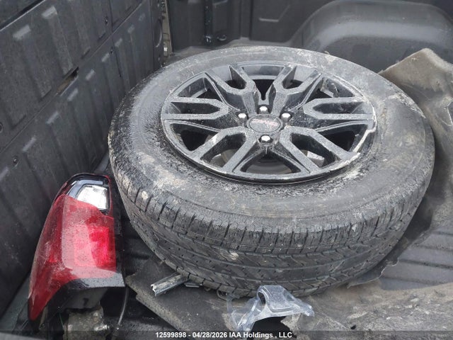 3GTUUCED1NG509990 GMC SIERRA 1500