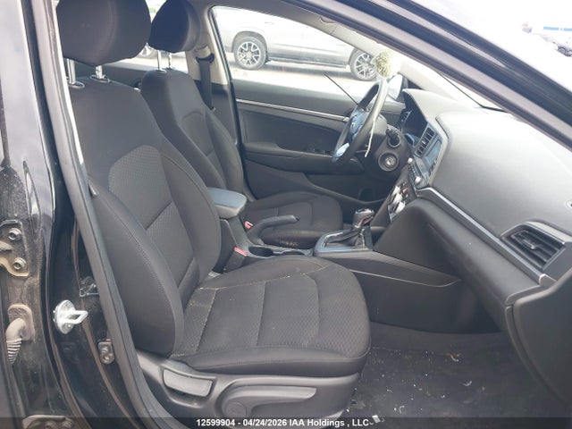 KMHD74LF5LU089660 Hyundai Elantra Essential Auto Ivt