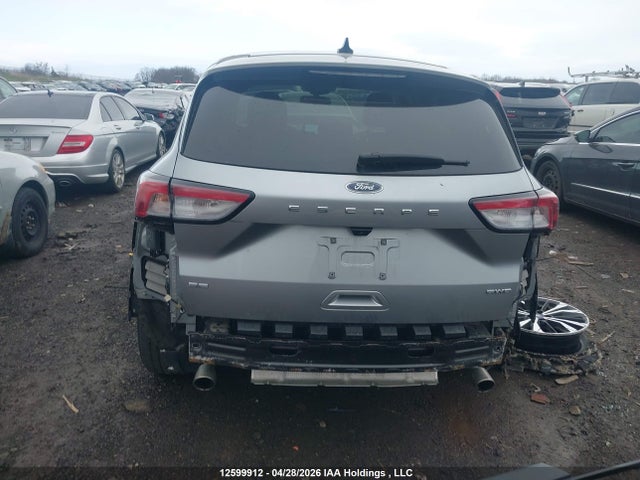 1FMCU9G66MUB20721 Ford ESCAPE SE