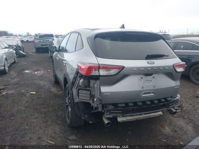 1FMCU9G66MUB20721 Ford ESCAPE SE