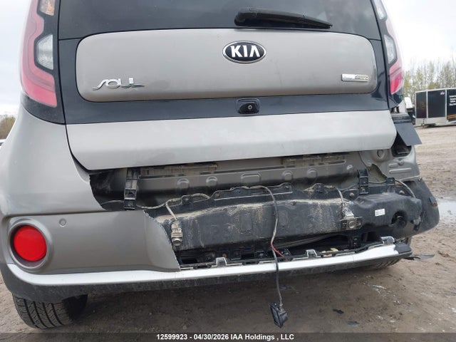 KNDJR3AE4J7033260 KIA SOUL EV