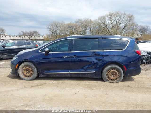 Продаж на аукціоні авто 2018 Chrysler Pacifica Hybrid Limited, vin: 2C4RC1N78JR115964, номер лоту: 12599935